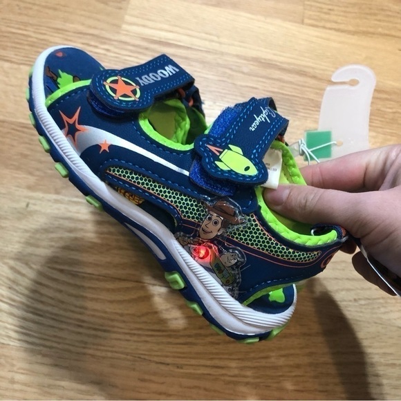 Toy Story Sandals NEW Sz 10 Woody Buzz Adjustable Open Toe Blue Green Shoes - Picture 3 of 6